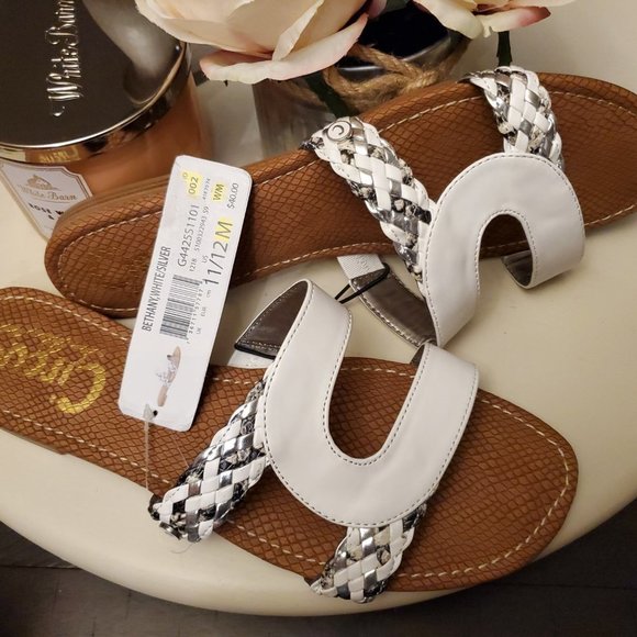 NWOT Circus White Braided Sandals - Picture 5 of 7